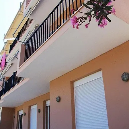 Apartment Alexander *